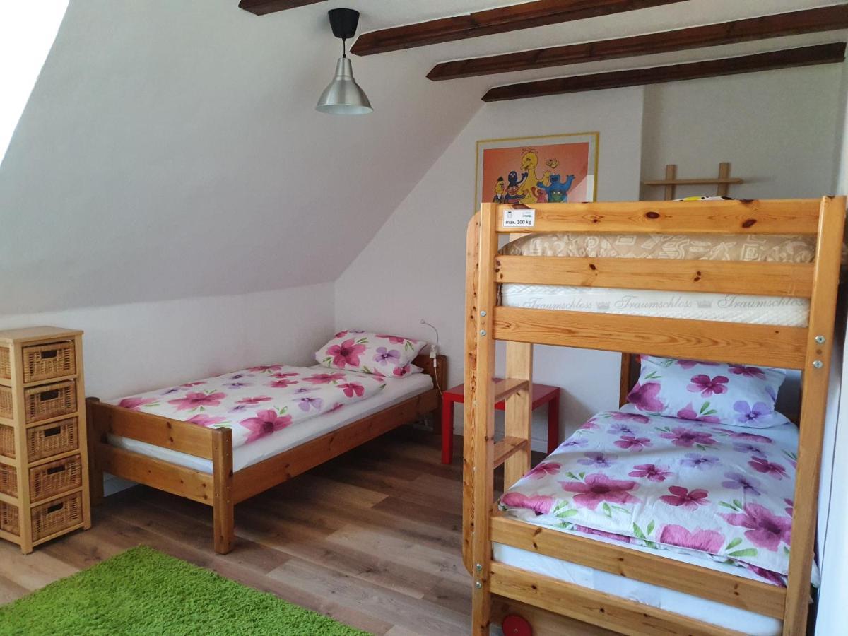 Villa Haus Zwanzig Weisel Esterno foto
